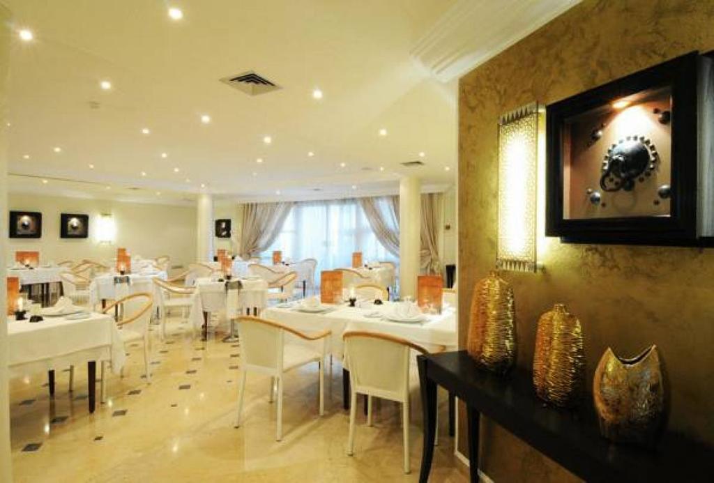 โรงแรมดูปาร์ก ตูนิส ร้านอาหาร รูปภาพ